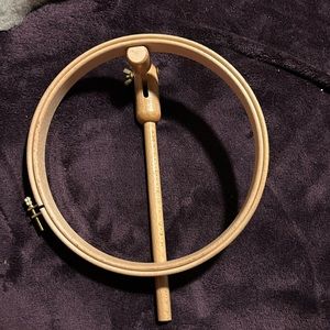 Embroidery hoop with stock